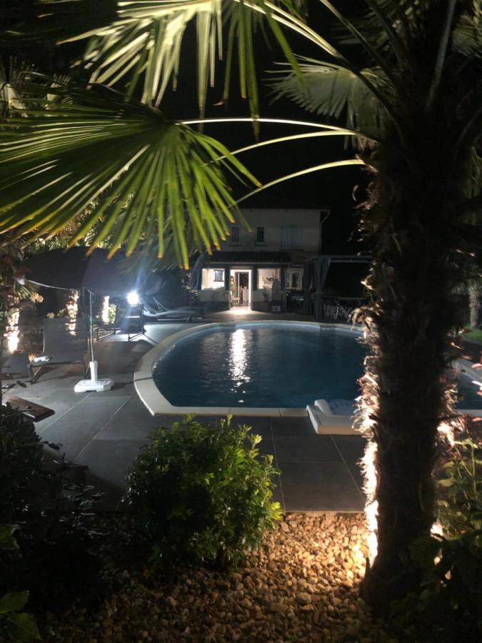 Villa Bergerac Avec Piscine Kültér fotó